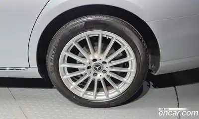 Mercedes-Benz E-Class 2022 2.0 гидро, миниатюра 7