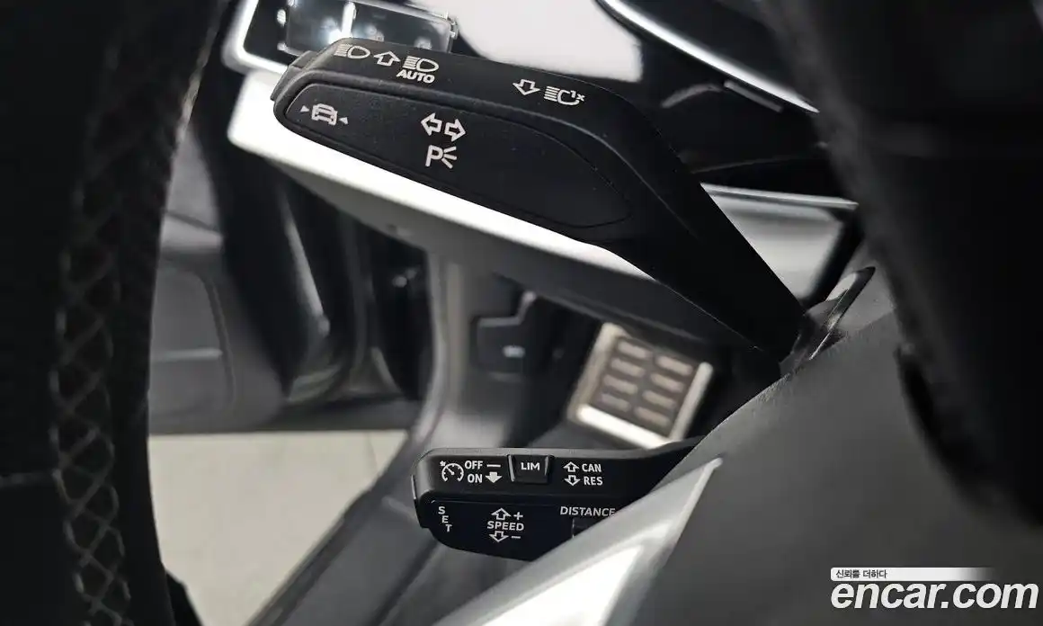 Audi Q8 2023 3.0 автомат (гидро), фото 25