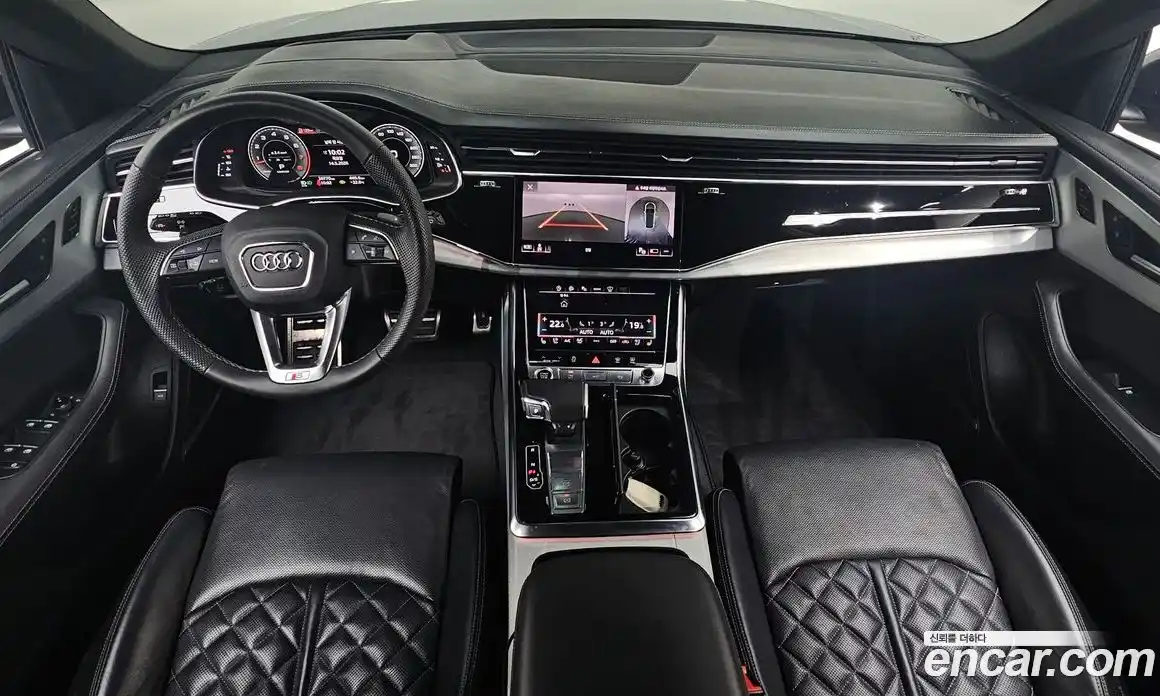 Audi Q8 2023 3.0 автомат (гидро), фото 9