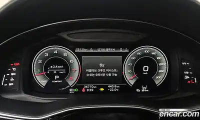 Audi Q8 2023 3.0 автомат (гидро), миниатюра 10