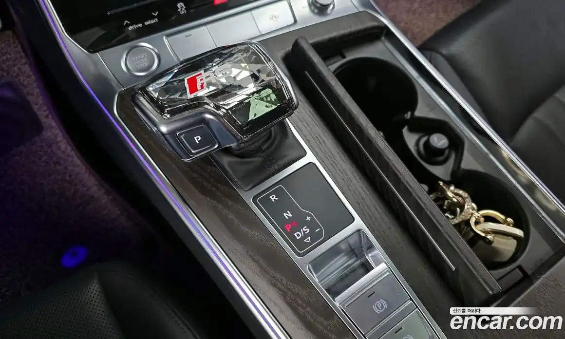 Audi A6 2019 2.0 автомат (гидро), фото 9