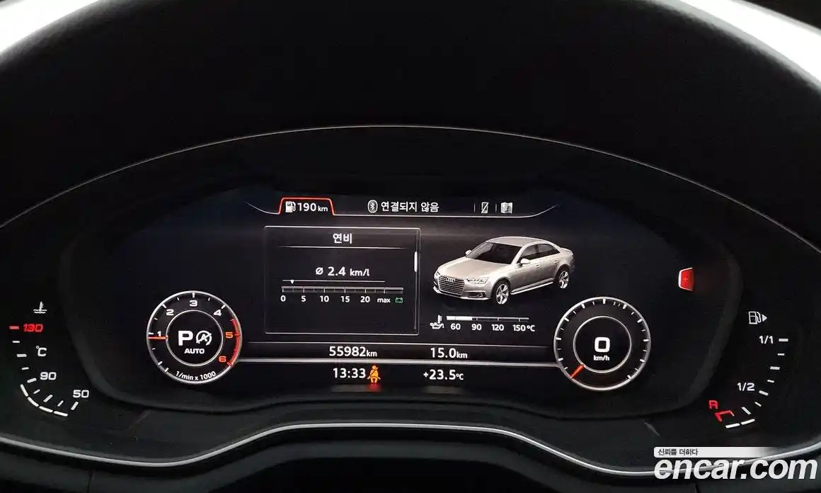 Audi A4 2018 2.0 автомат (гидро), фото 11