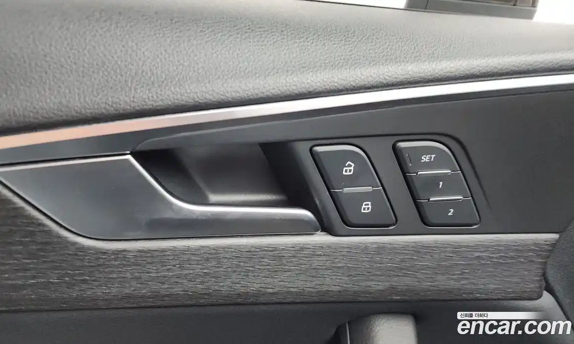Audi A4 2018 2.0 автомат (гидро), фото 25