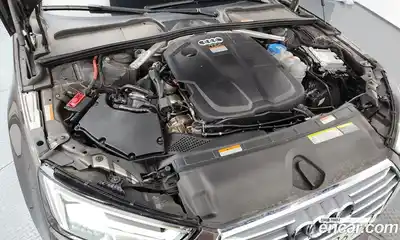 Audi A4 2018 2.0 автомат (гидро), миниатюра 6