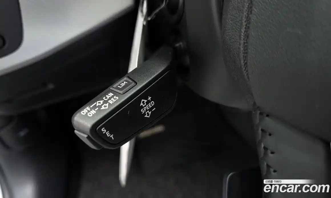 Audi A4 2019 2.0 автомат (гидро), фото 23