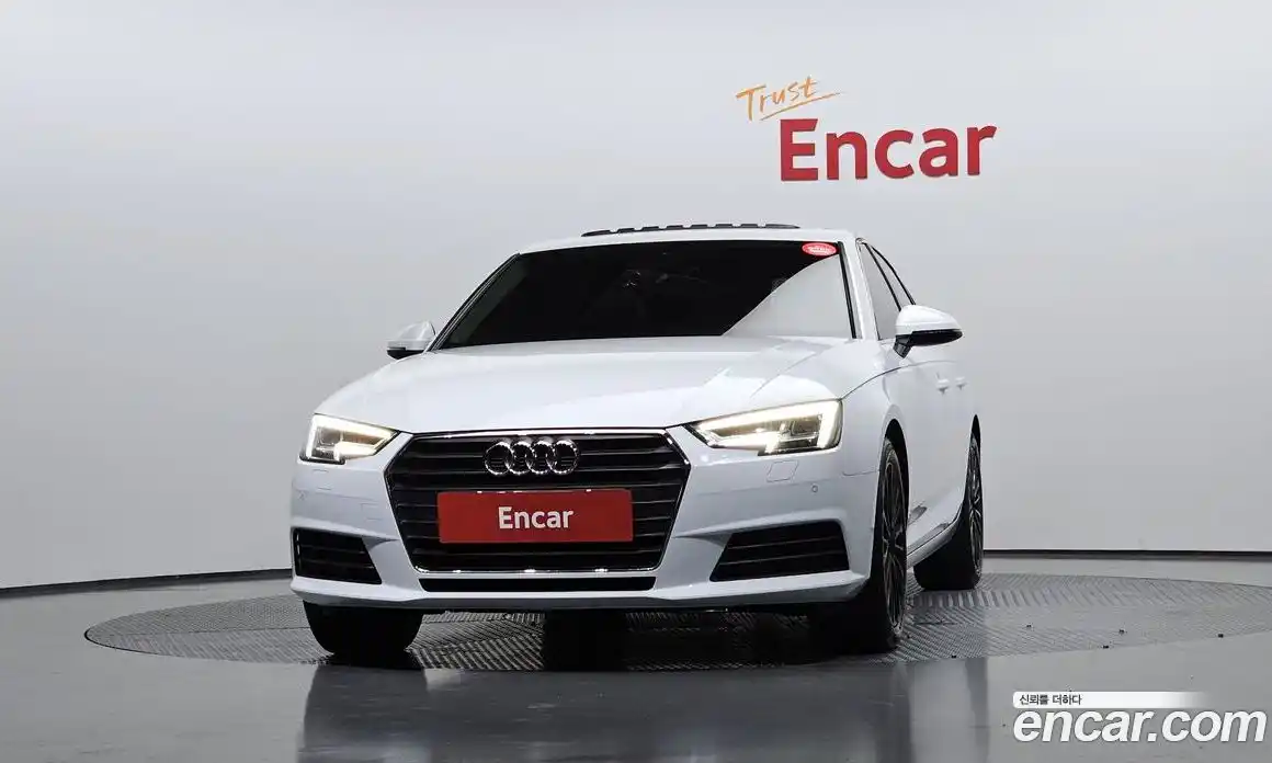 Audi A4 2019 2.0 автомат (гидро), фото 3