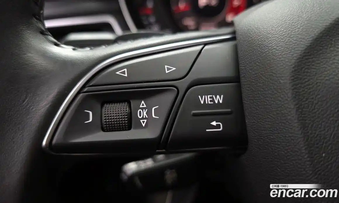 Audi A4 2019 2.0 автомат (гидро), фото 31