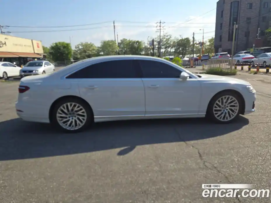 Audi A8 2020 3.0 автомат (гидро), фото 4