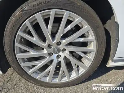 Audi A8 2020 3.0 автомат (гидро), миниатюра 6