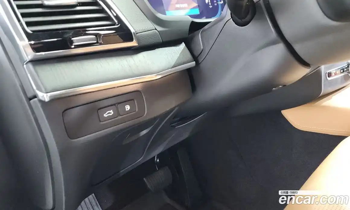 Volvo XC90 2024 2.0 автомат (гидро), фото 29
