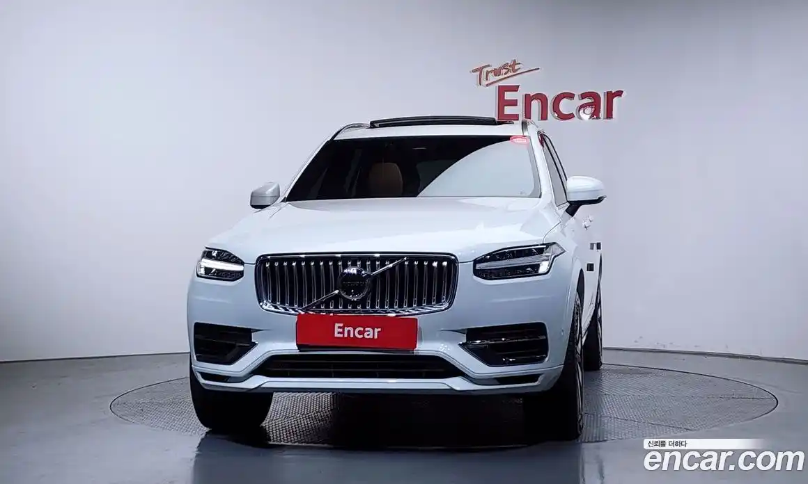 Volvo XC90 2024 2.0 автомат (гидро), фото 3