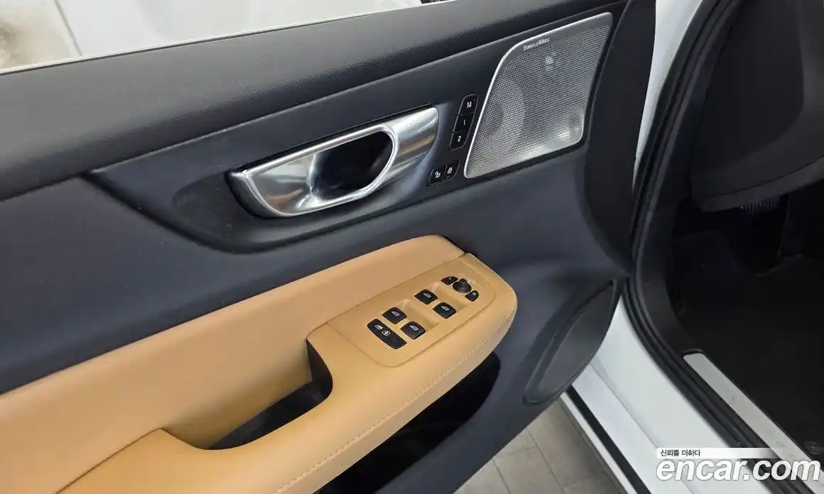 Volvo S60 2021 2.0 автомат (гидро), фото 30