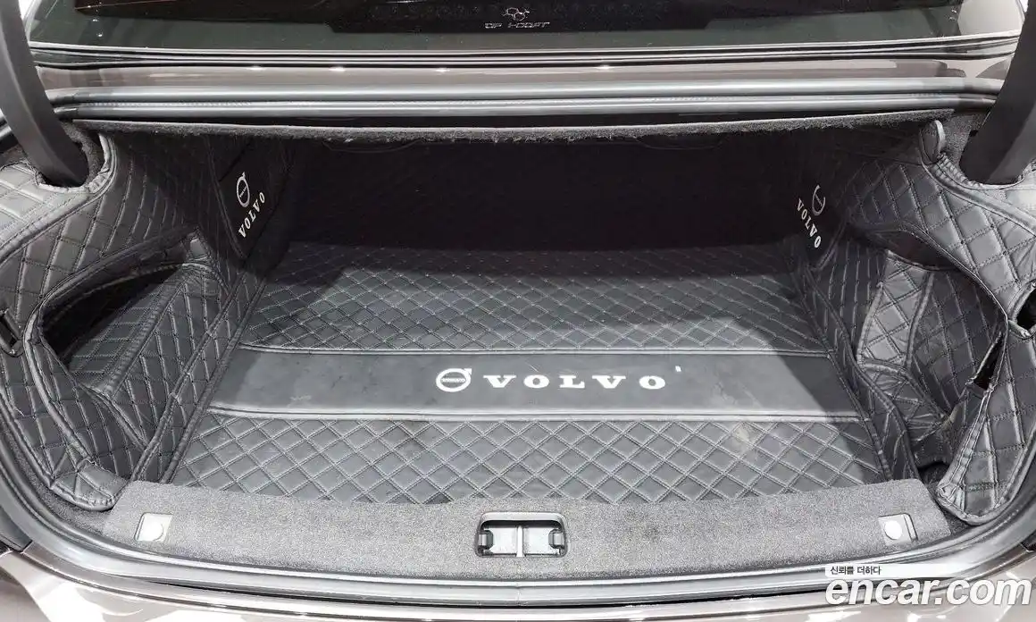 Volvo S90 2023 2.0 автомат (гидро), фото 26