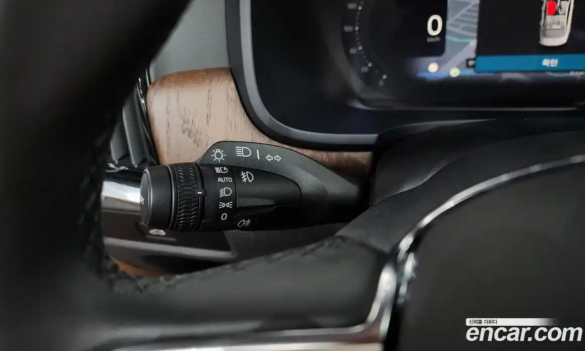 Volvo S90 2023 2.0 автомат (гидро), фото 37