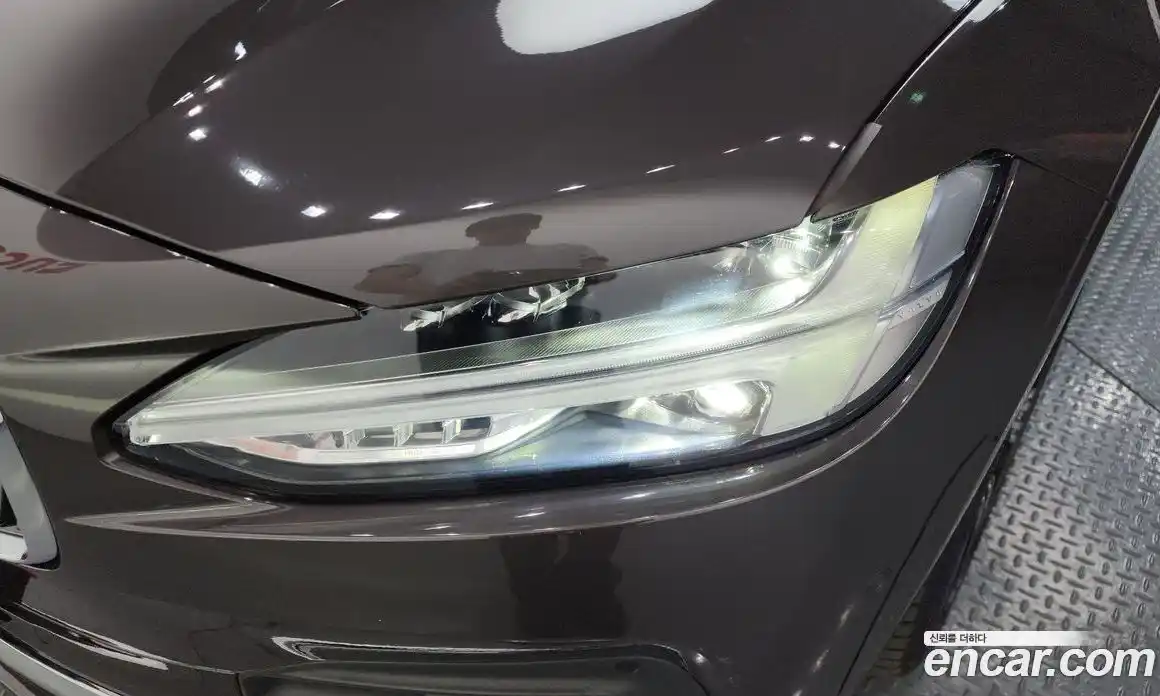 Volvo S90 2023 2.0 автомат (гидро), фото 8
