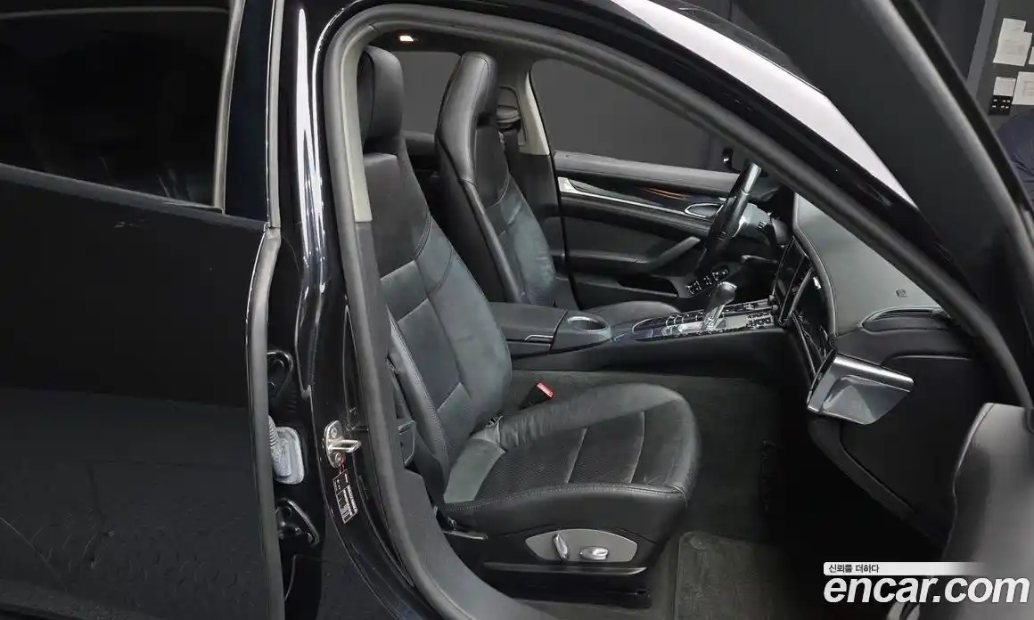 Porsche Panamera 2011 3.6 автомат (гидро), фото 11