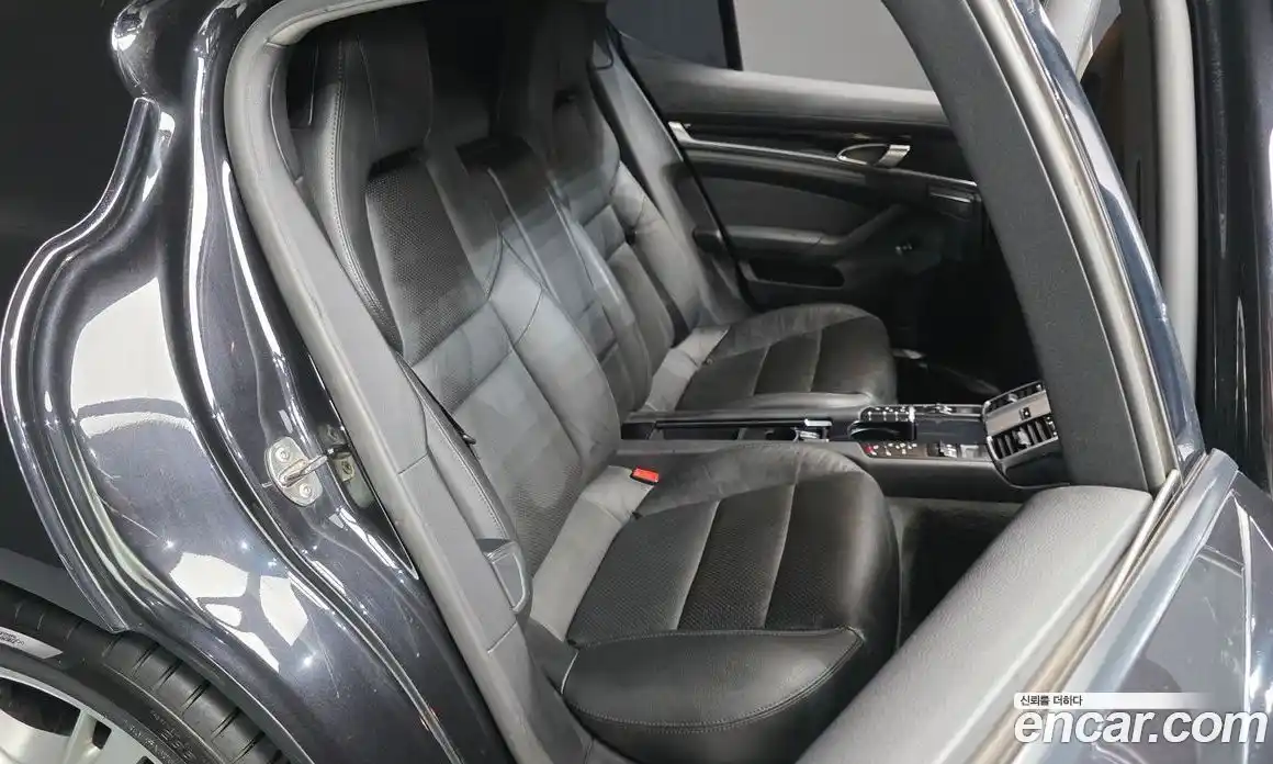 Porsche Panamera 2011 3.6 автомат (гидро), фото 12