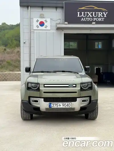 Land Rover Defender 2020 2.0 автомат (гидро), миниатюра 2