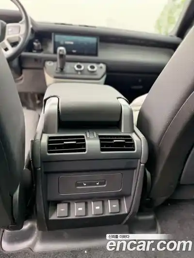 Land Rover Defender 2020 2.0 автомат (гидро), миниатюра 9