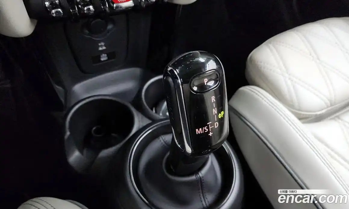 Mini Cooper 2022 2.0 автомат (гидро), фото 12