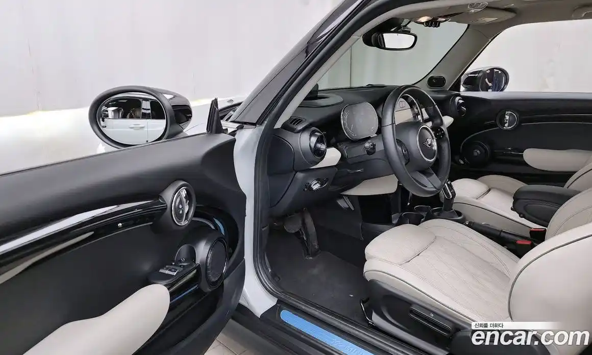 Mini Cooper 2022 2.0 автомат (гидро), фото 13