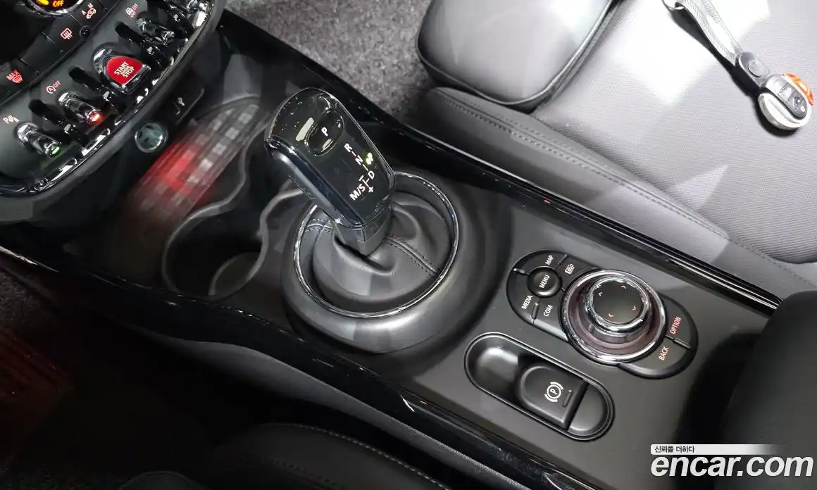 Mini Clubman 2023 1.5 автомат (гидро), фото 12