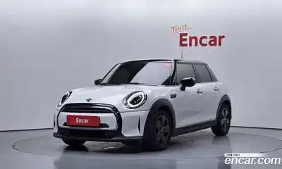 Mini Cooper, 2023, 40 257 км