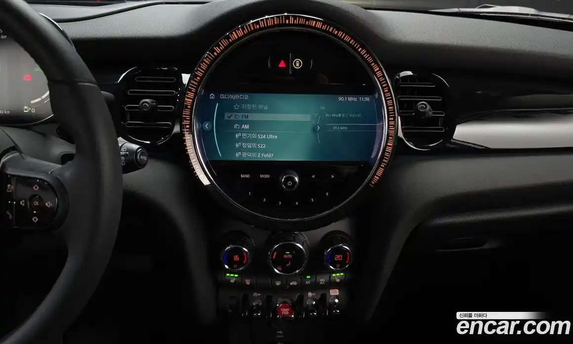 Mini Cooper 2023 1.5 автомат (гидро), фото 13