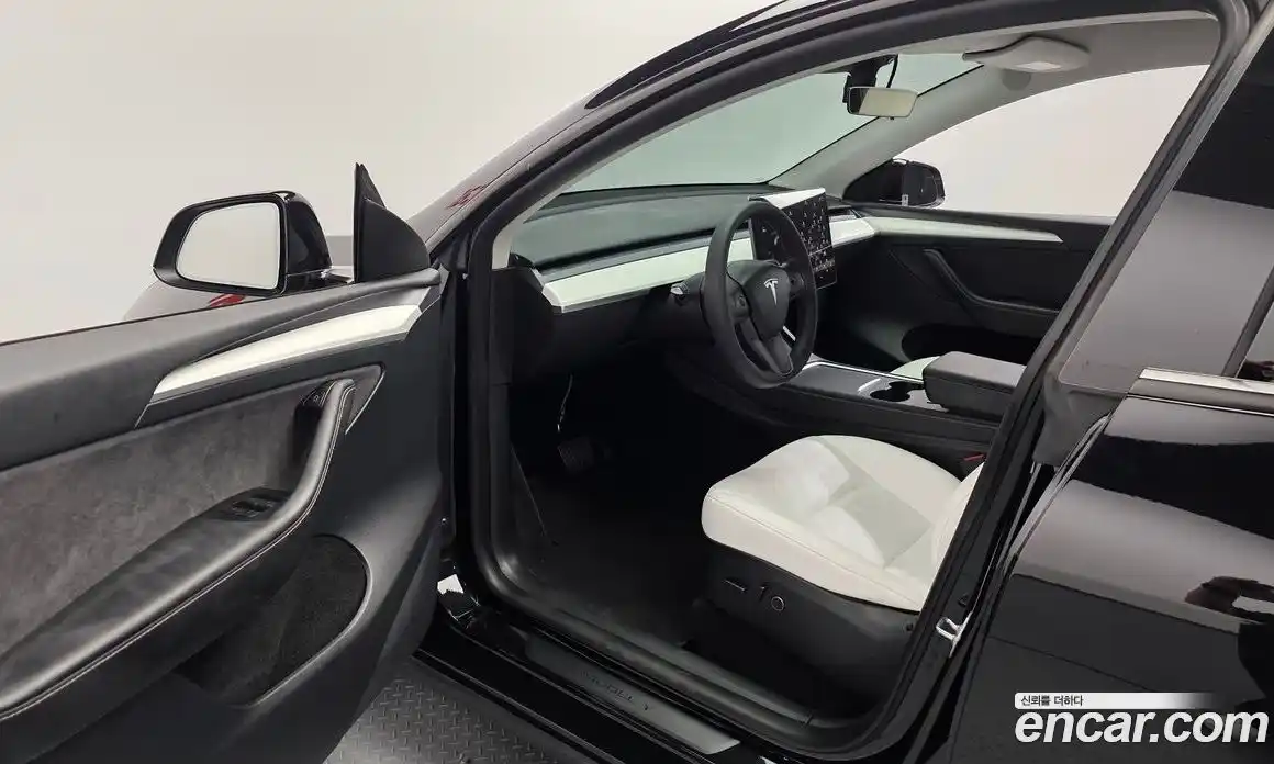 Tesla Model Y 2023 0.2 гидро, фото 10