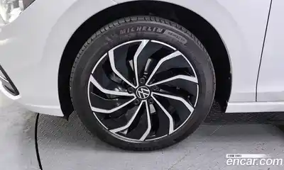 Volkswagen Golf 2024 2.0 автомат (гидро), миниатюра 5