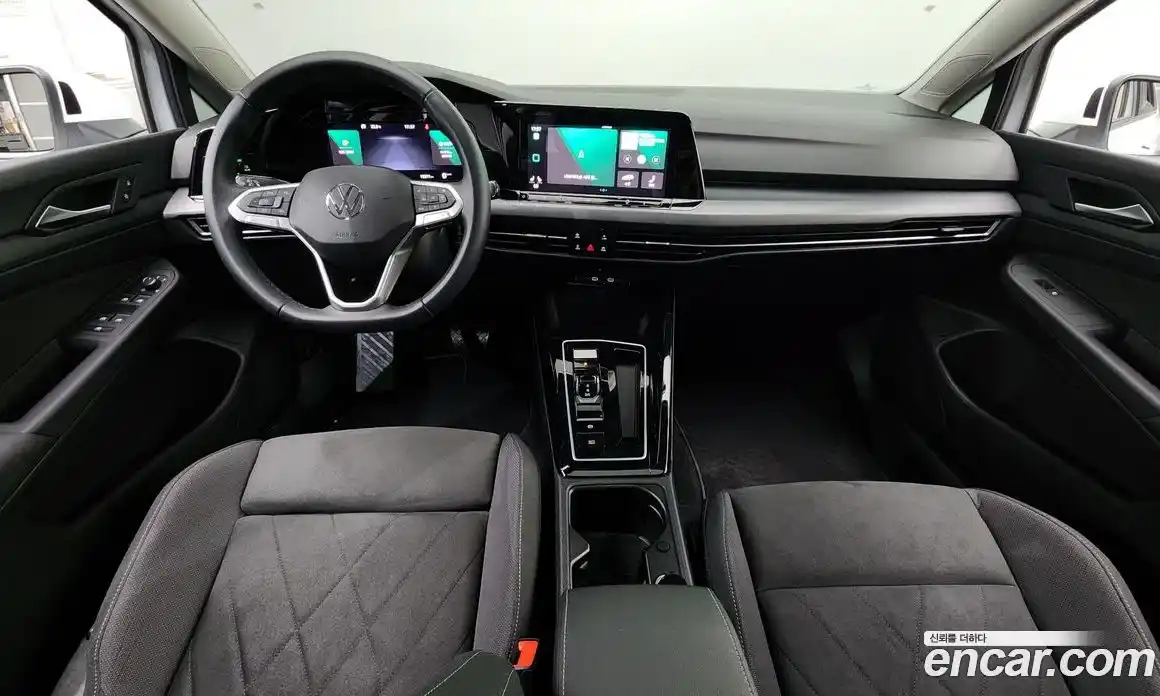 Volkswagen Golf 2024 2.0 автомат (гидро), фото 10