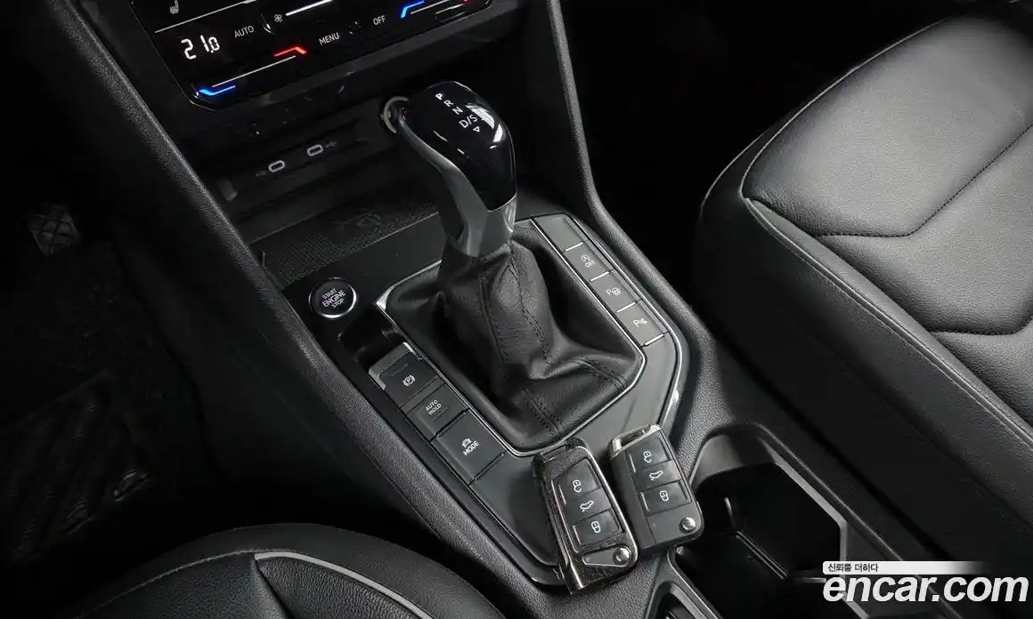 Volkswagen Tiguan 2022 2.0 автомат (гидро), фото 12