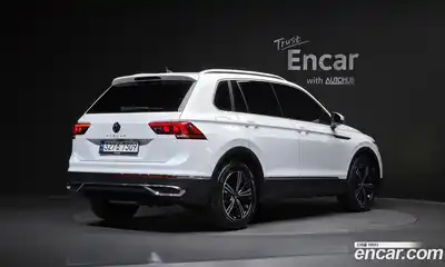 Volkswagen Tiguan 2022 2.0 автомат (гидро), миниатюра 2