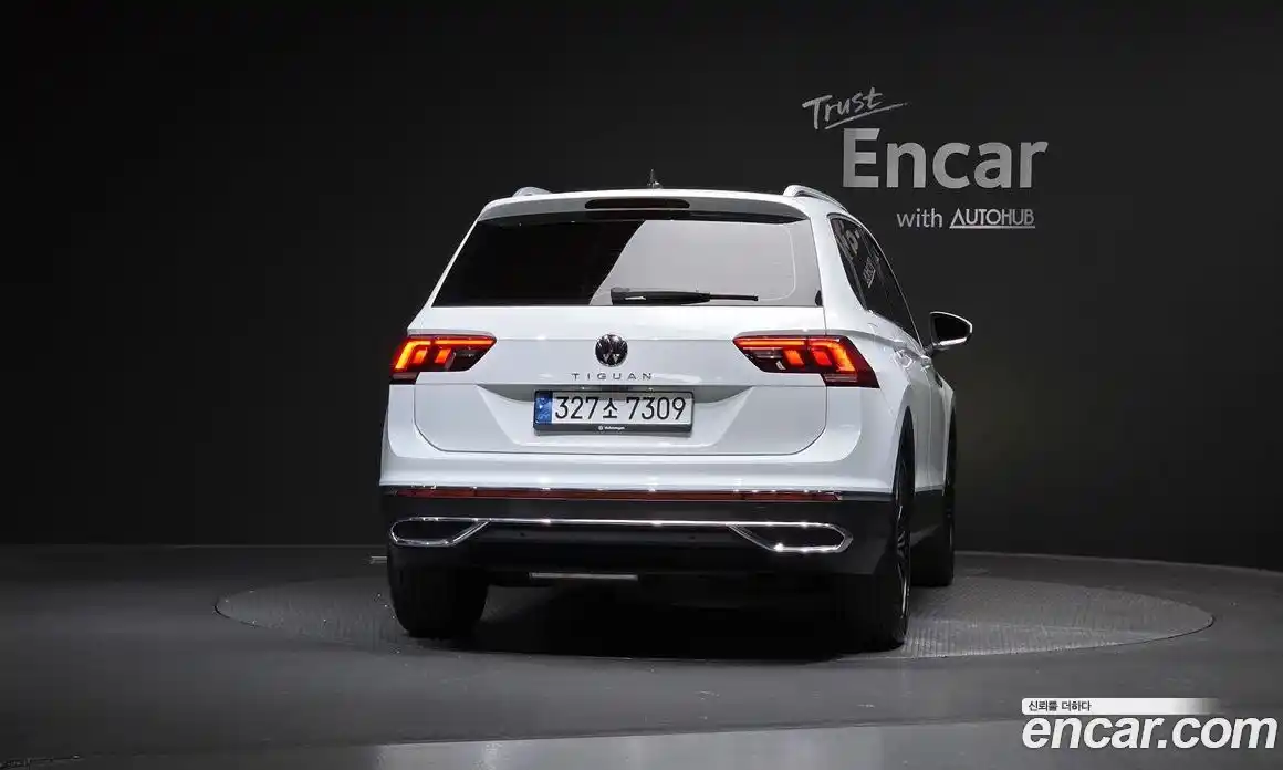 Volkswagen Tiguan 2022 2.0 автомат (гидро), фото 4