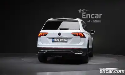 Volkswagen Tiguan 2022 2.0 автомат (гидро), миниатюра 4