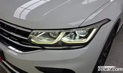 Volkswagen Tiguan 2022 2.0 автомат (гидро), миниатюра 8