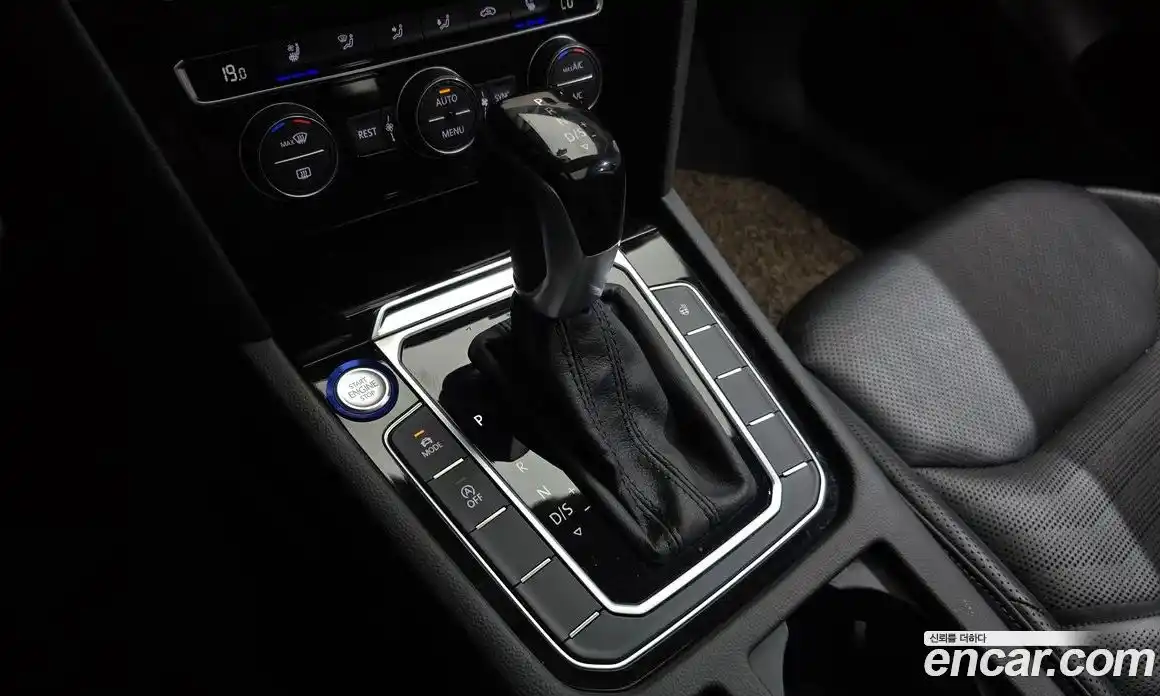 Volkswagen Arteon 2019 2.0 автомат (гидро), фото 11
