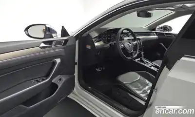 Volkswagen Arteon 2019 2.0 автомат (гидро), миниатюра 12