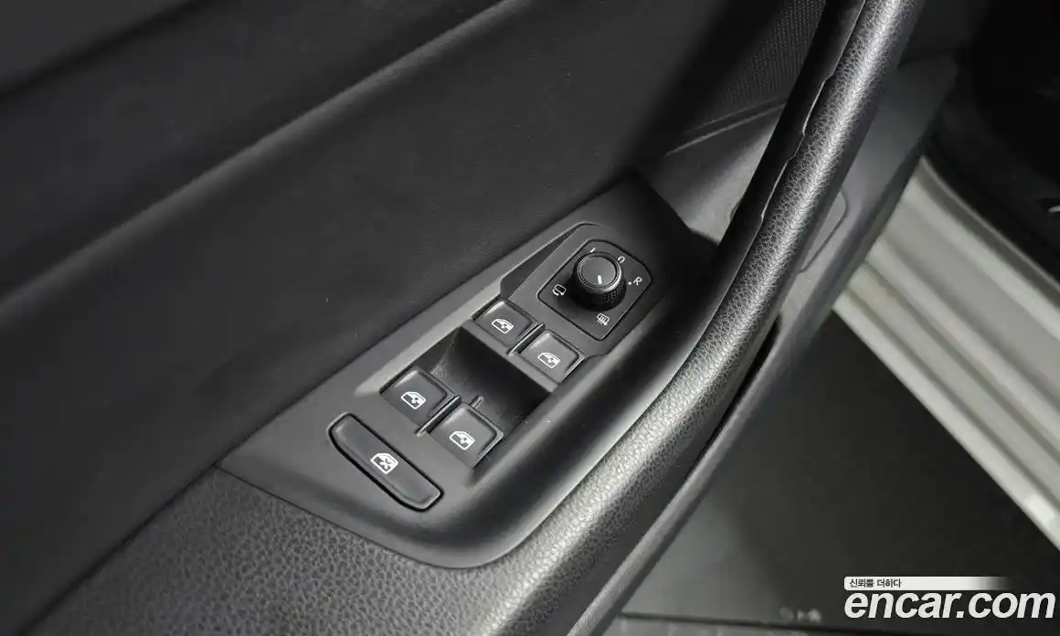 Volkswagen Arteon 2019 2.0 автомат (гидро), фото 26