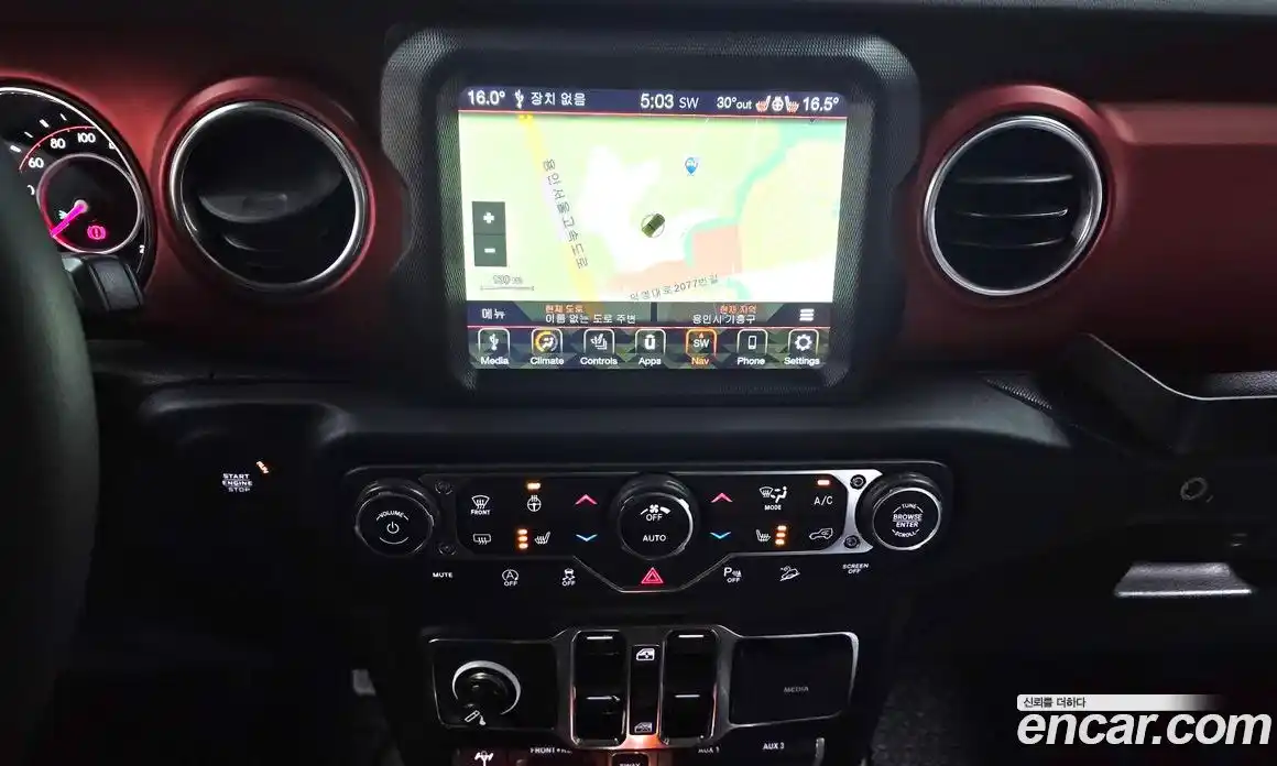 Jeep Wrangler 2019 2.0 автомат (гидро), фото 13