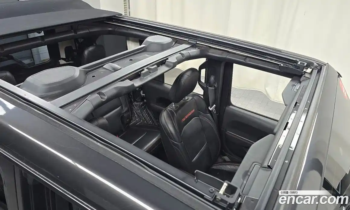 Jeep Wrangler 2019 2.0 автомат (гидро), фото 18