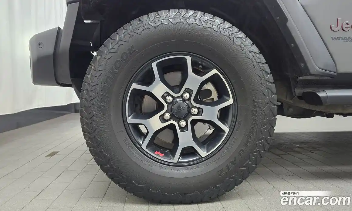 Jeep Wrangler 2019 2.0 автомат (гидро), фото 5