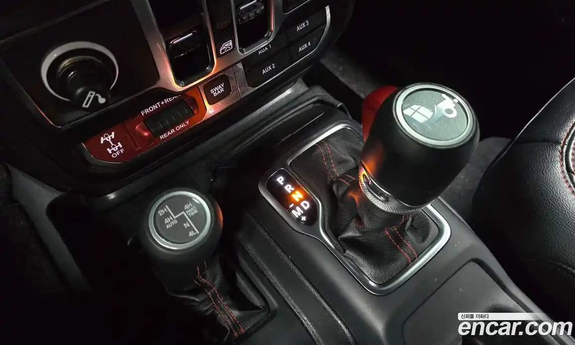 Jeep Wrangler 2019 2.0 автомат (гидро), фото 9