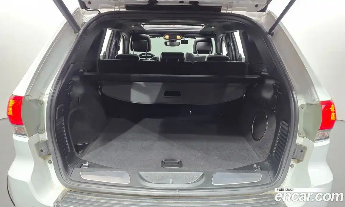 Jeep Cherokee 2018 3.6 автомат (гидро), фото 24