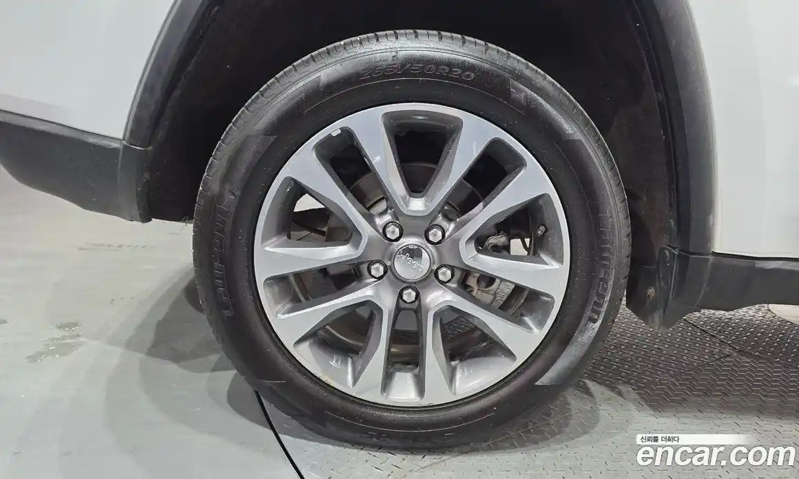 Jeep Cherokee 2018 3.6 автомат (гидро), фото 5