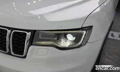 Jeep Cherokee 2018 3.6 автомат (гидро), миниатюра 8
