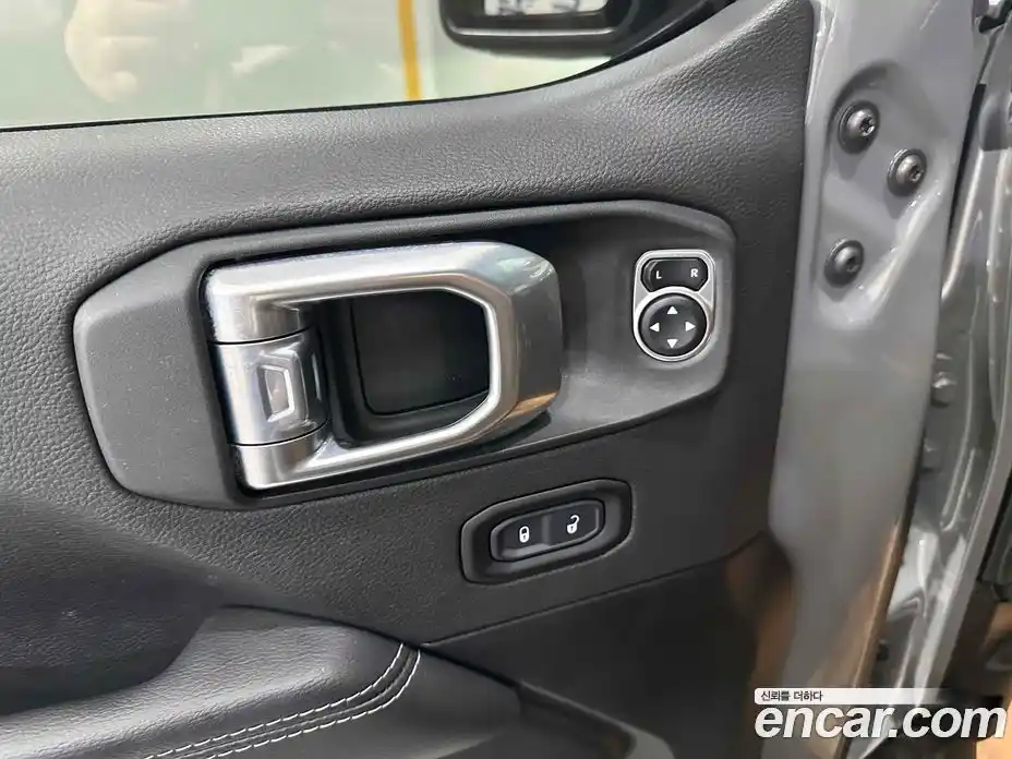 Jeep Gladiator 2021 3.6 автомат (гидро), фото 9