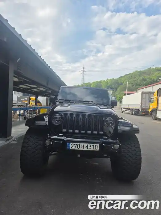 Jeep Wrangler 2021 2.0 автомат (гидро), фото 3