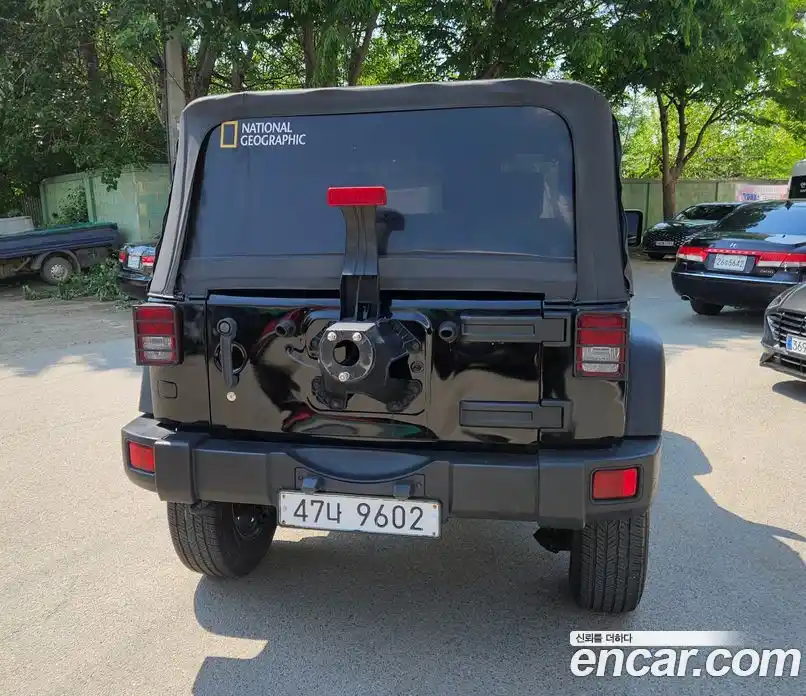 Jeep Wrangler 2008 2.8 автомат (гидро), фото 4