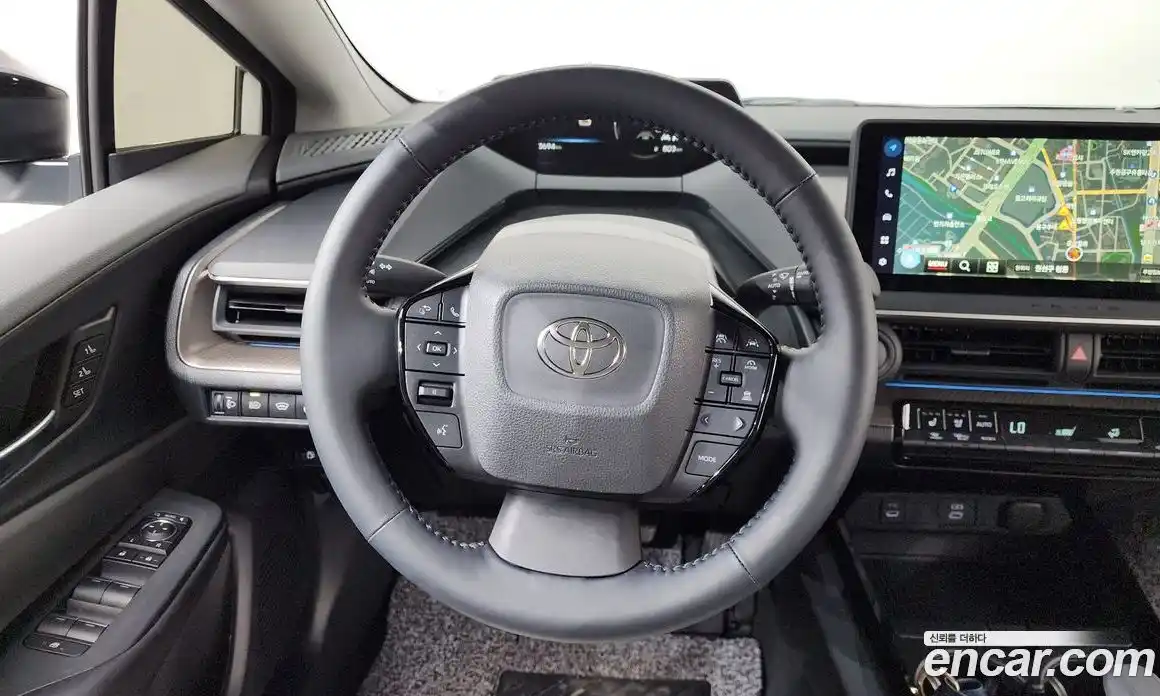 Toyota Prius 2025 2.0 гидро, фото 19